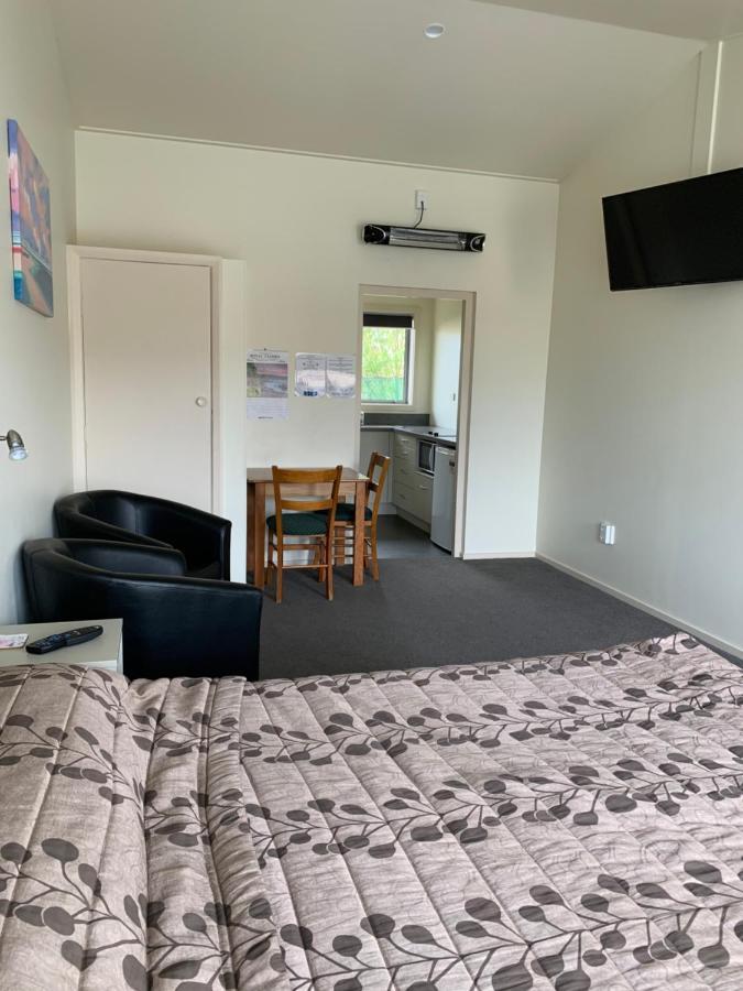 Kingswood Motel Waimate Extérieur photo