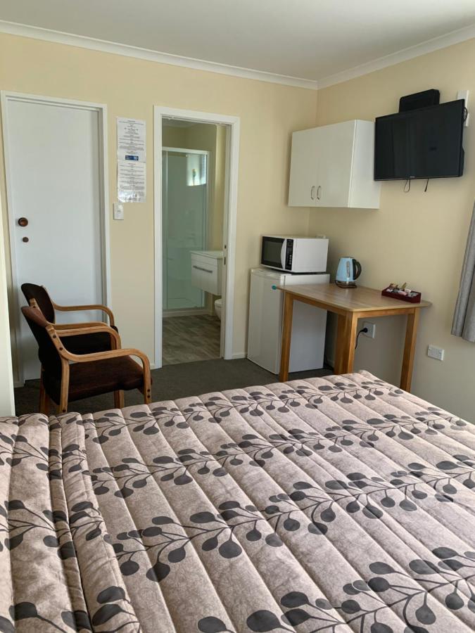 Kingswood Motel Waimate Extérieur photo