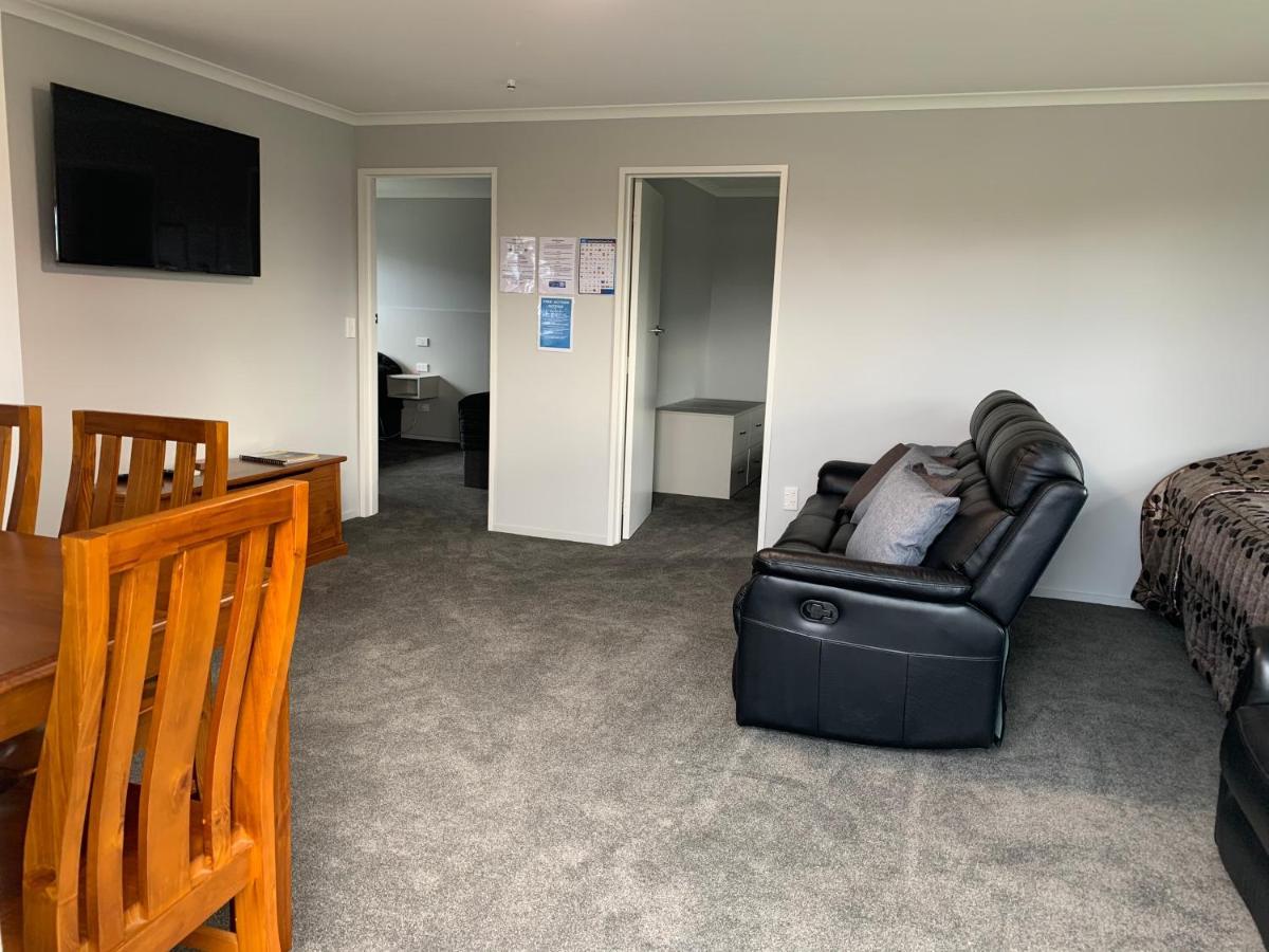 Kingswood Motel Waimate Extérieur photo