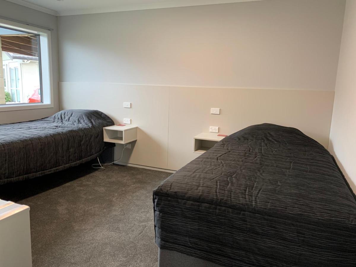 Kingswood Motel Waimate Extérieur photo