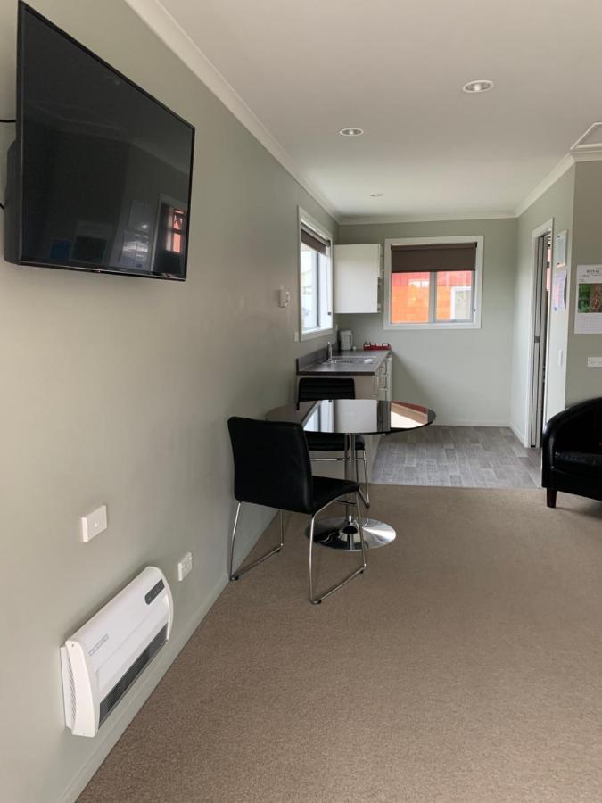 Kingswood Motel Waimate Extérieur photo
